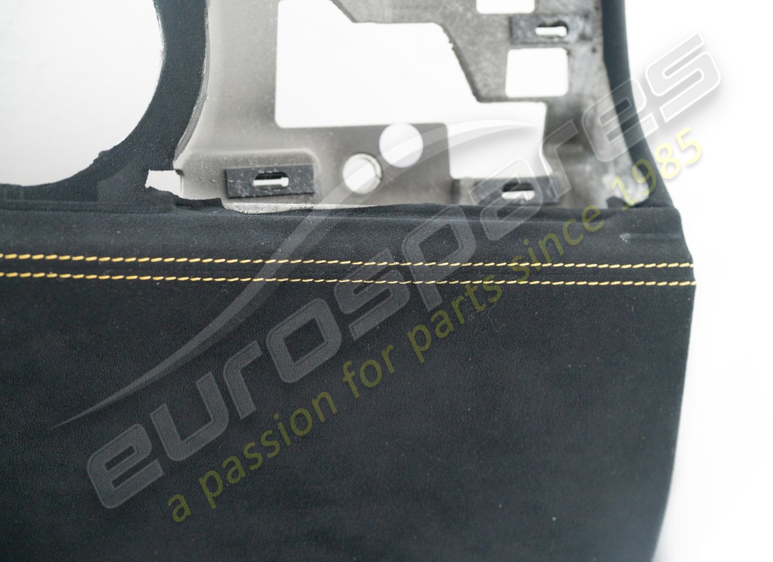 used ferrari complete rh rear panel. part number 869539 (2)