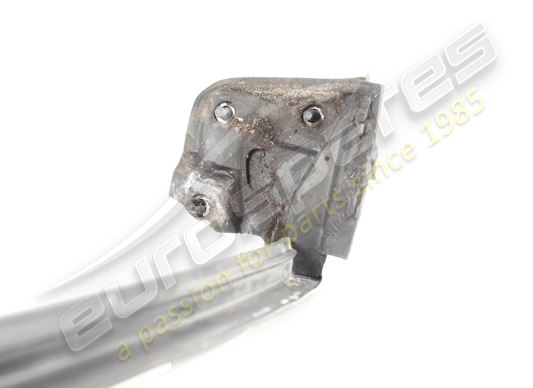 USED FERRARI LH GASKET. PART NUMBER 64905100 (3) used ferrari lh gasket. part number 64905100 (3)