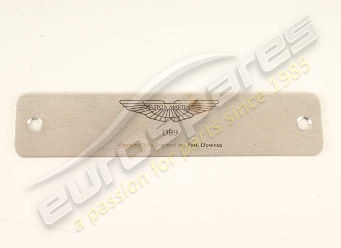 USED Aston Martin NAME PLATE, FRONT, STANDARD, AM WINGS . PART NUMBER 4G438010787 (1)