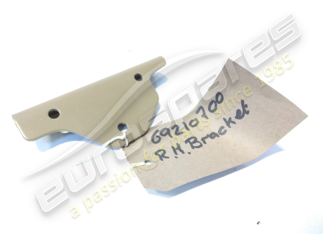 NEW MASERATI BRACKET. PART NUMBER 69210700 (1) new maserati bracket. part number 69210700 (1)