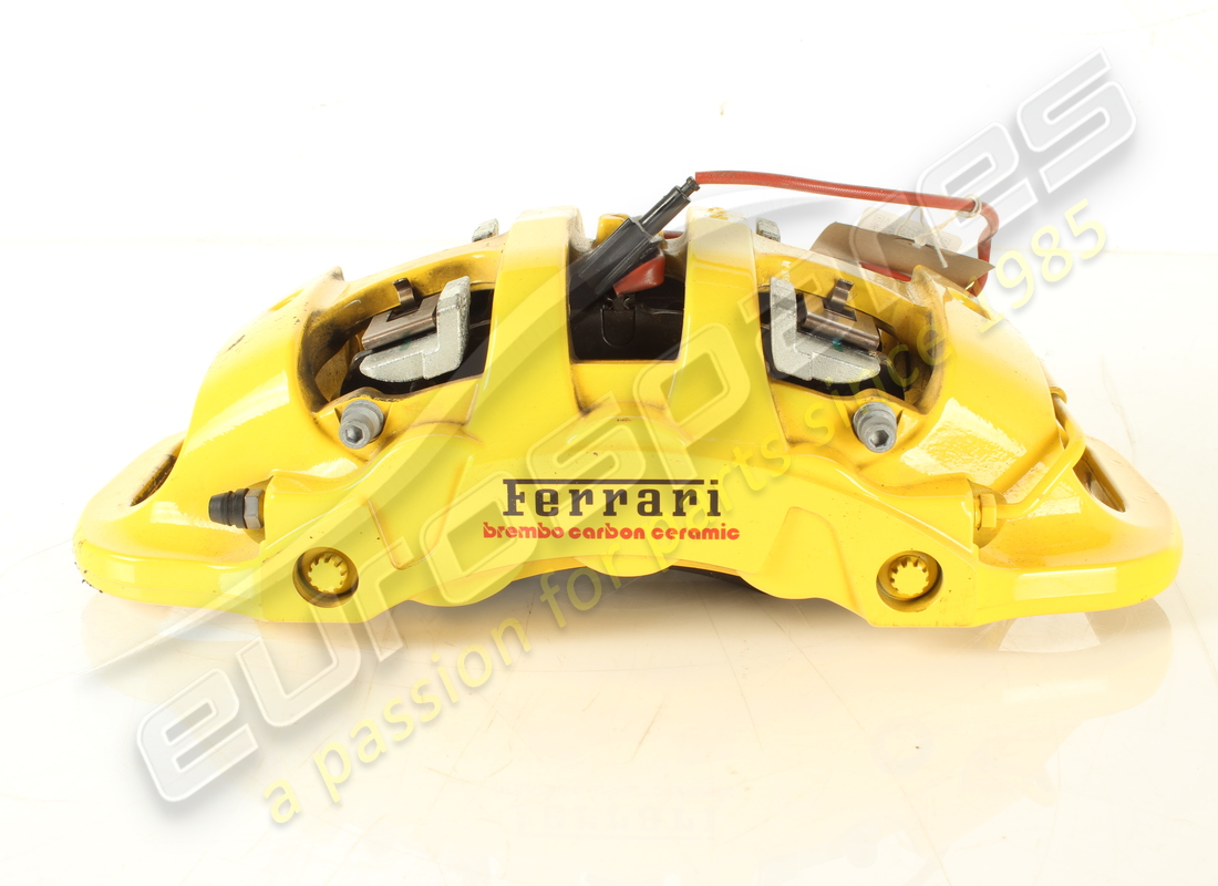 USED Ferrari FRONT LH CALIPER WITH PADS . PART NUMBER 322140 (1)