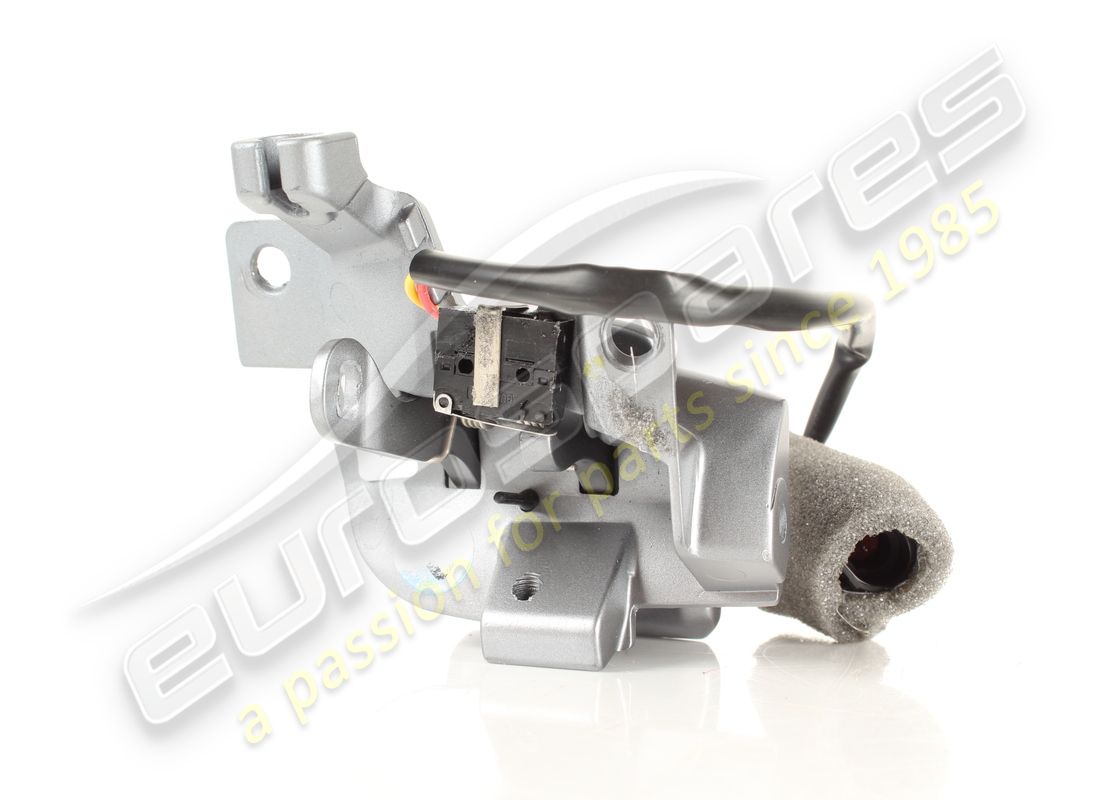 used ferrari complete lh handle mount. part number 895921 (2)