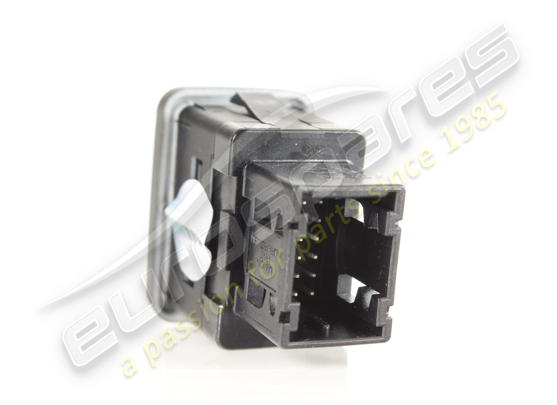 used ferrari usb socket. part number 303226 (2)