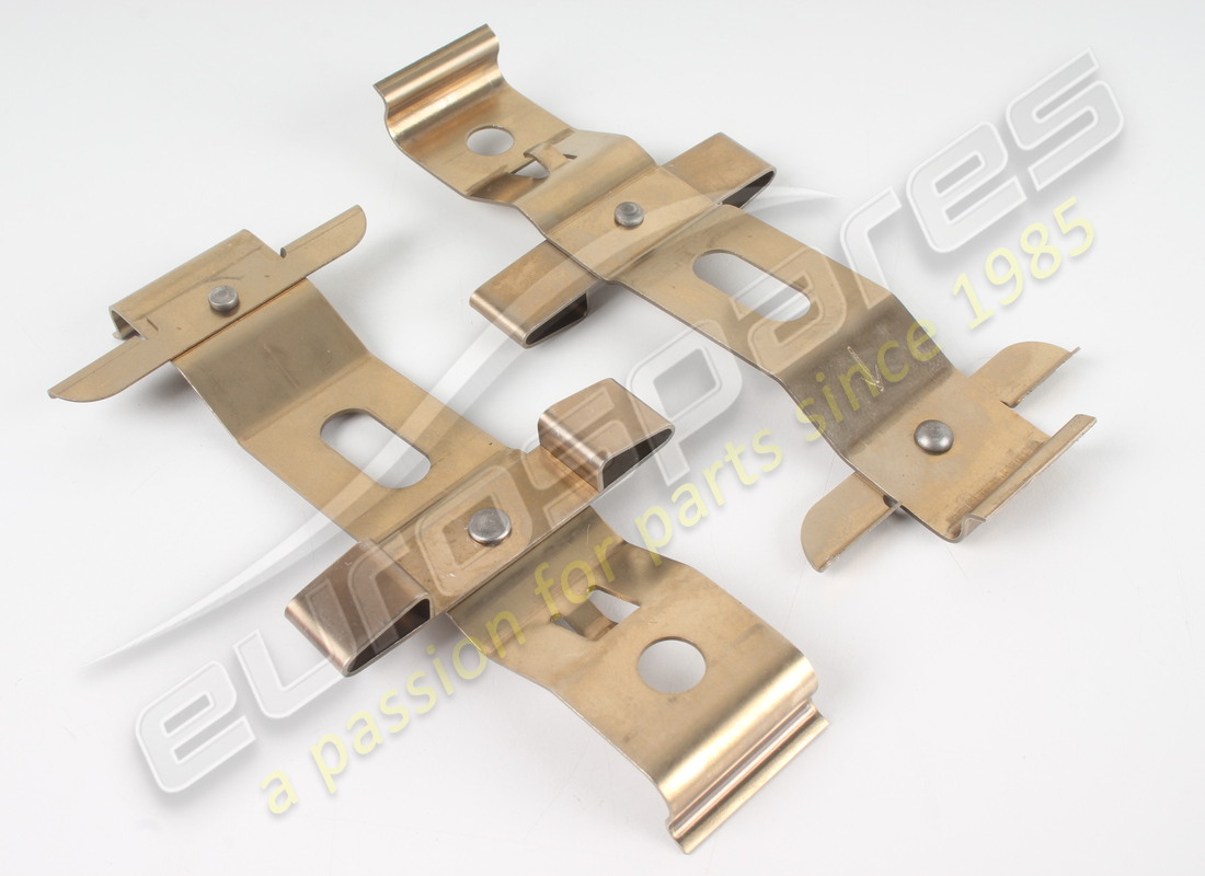 NEW MASERATI FRONT PAD KIT. PART NUMBER 673012866 (4) new maserati front pad kit. part number 673012866 (4)