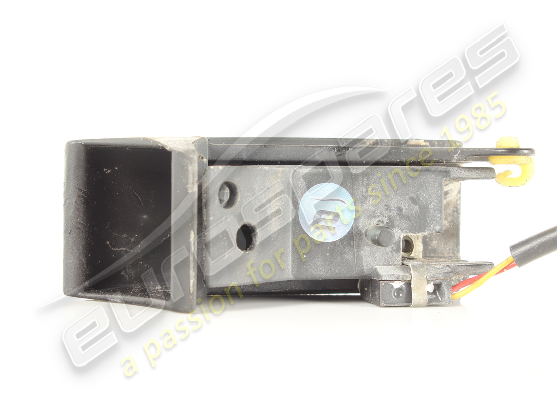 used ferrari lh inner door handle. part number 66217200 (4)