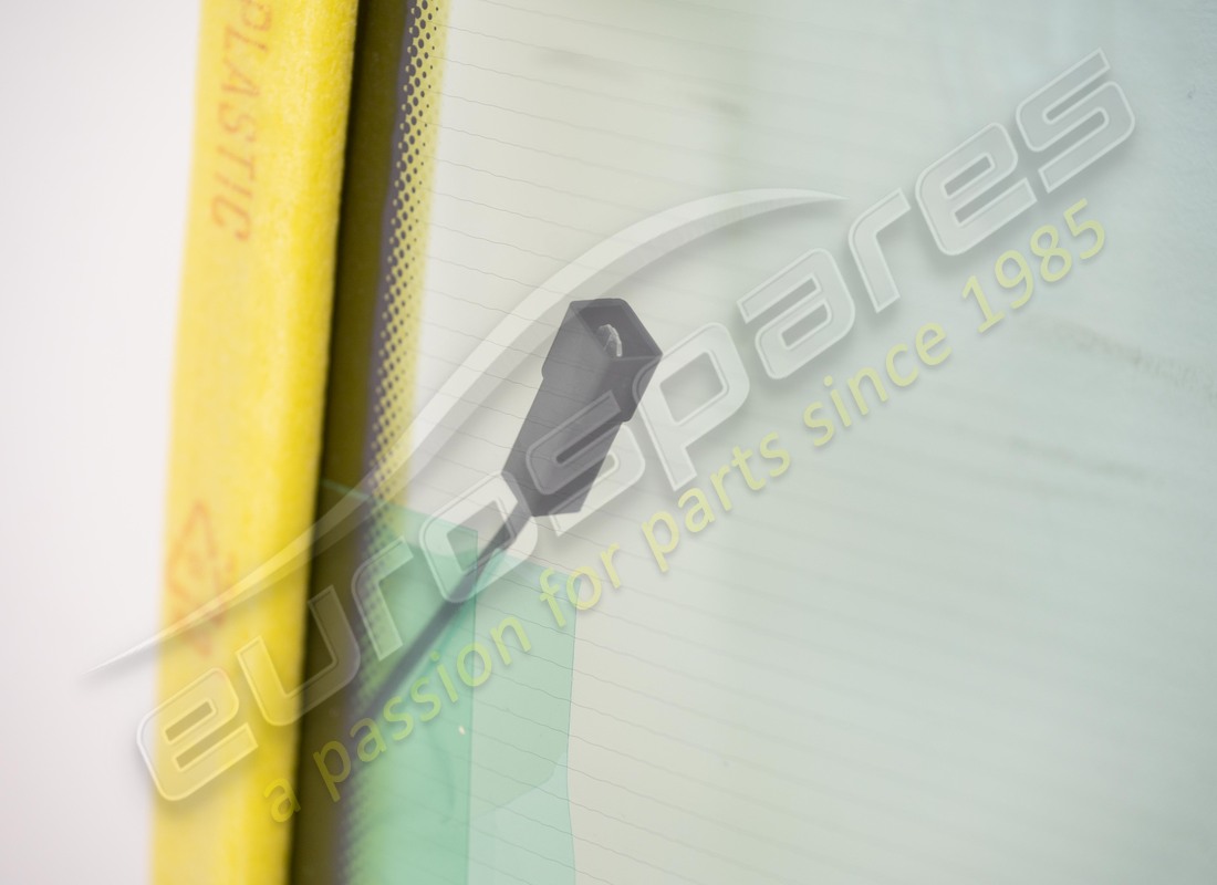 NEW EUROSPARES REAR HEATED SCREEN. PART NUMBER 63164000 (4) new eurospares rear heated screen. part number 63164000 (4)