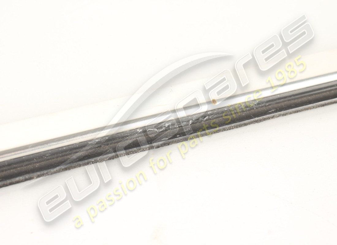 USED ASTON MARTIN WEATHERSTRIP, FRONT DOOR OUTER, RH PART NUMBER 4G43F20562BA (3) used aston martin weatherstrip, front door outer, rh part number 4g43f20562ba (3)