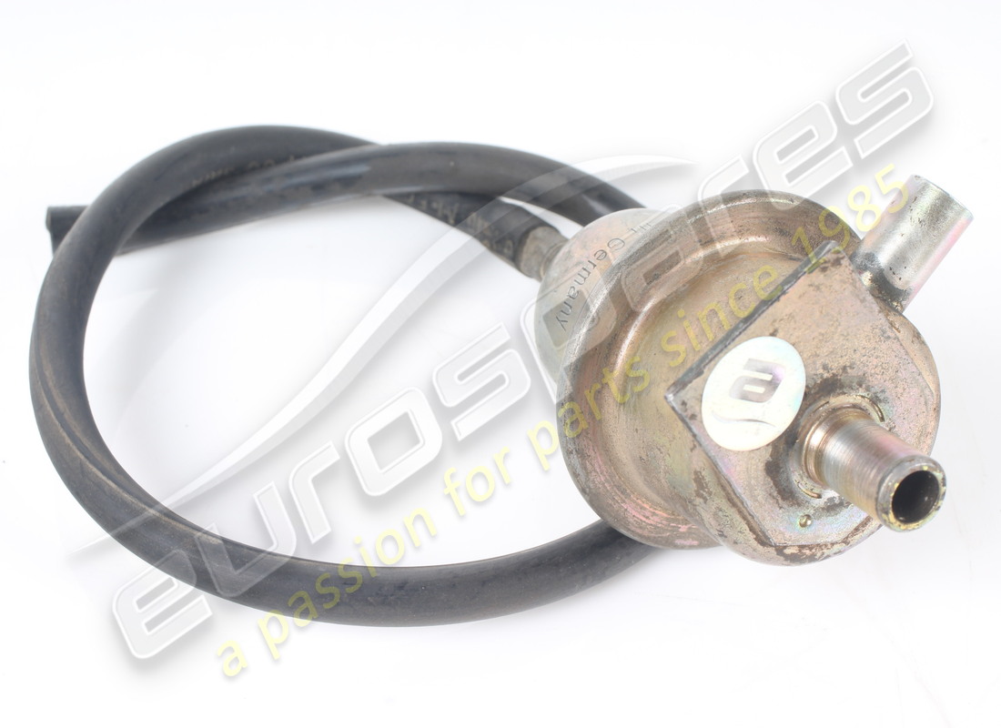 USED FERRARI VACUUM VALVE BYPASS. PART NUMBER 115741 (1) used ferrari vacuum valve bypass. part number 115741 (1)