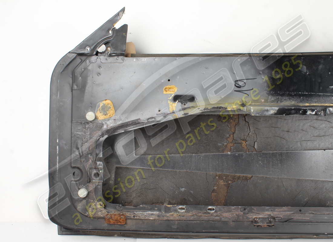 USED FERRARI RH DOOR. PART NUMBER 64710100 (5) used ferrari rh door. part number 64710100 (5)