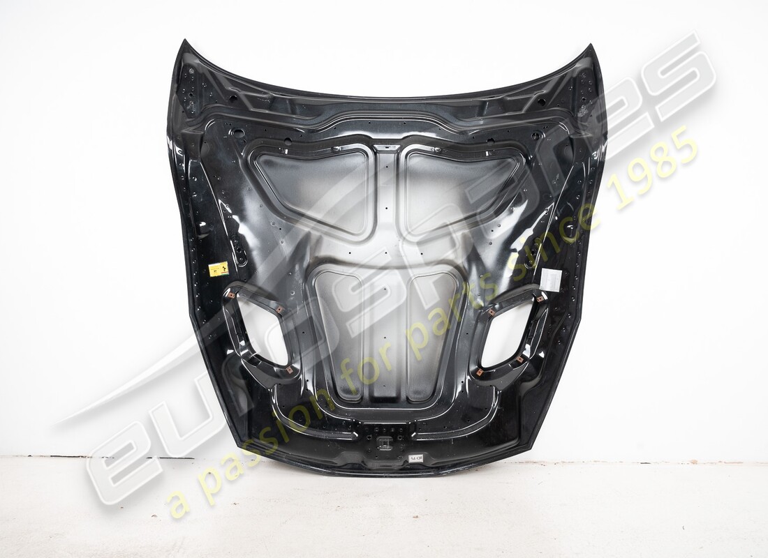 used ferrari complete engine compartment lid. part number 87709011 (2)