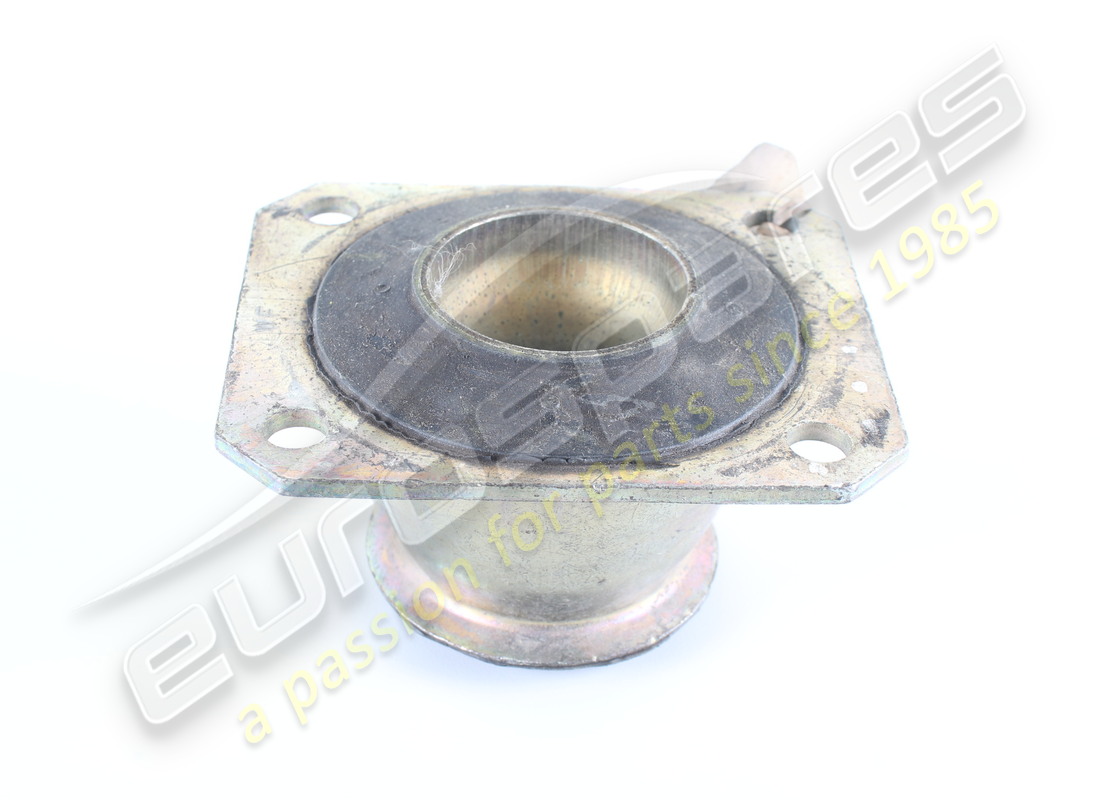 NEW FERRARI MOUNTING. PART NUMBER 132353 (1) new ferrari mounting. part number 132353 (1)