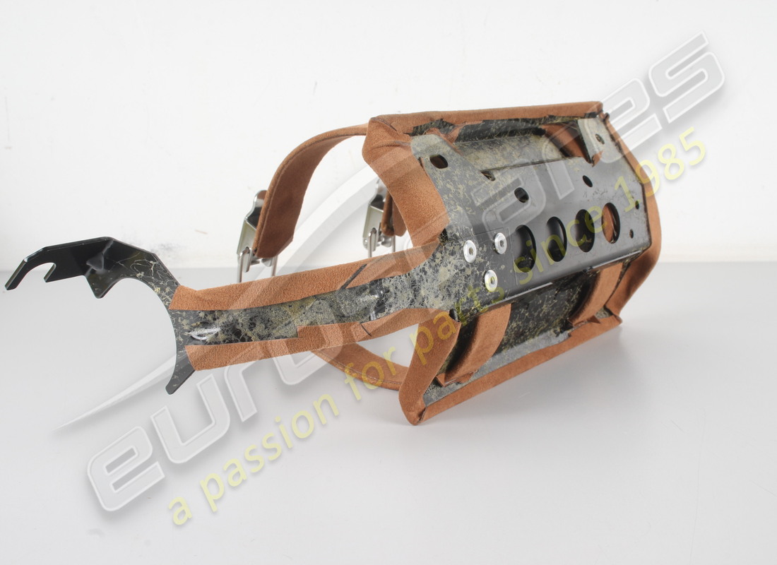 new ferrari bracket. part number 86686429 (3)