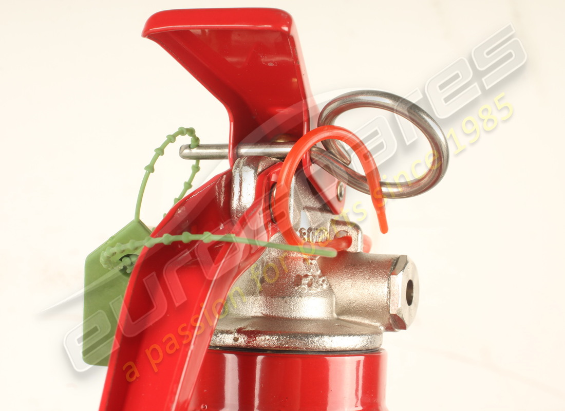 NEW FERRARI EXTINGUISHER. PART NUMBER 83490400 (3) new ferrari extinguisher. part number 83490400 (3)