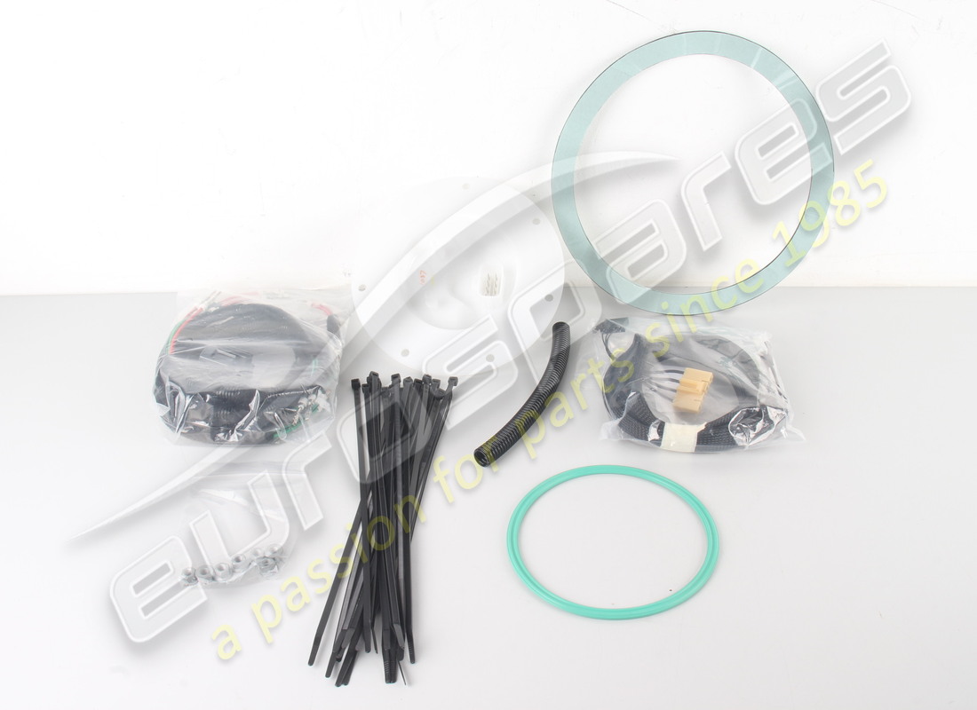 NEW ASTON MARTIN KIT, HARNESS, F/TANK. PART NUMBER DD433710175 (1) new aston martin kit, harness, f/tank. part number dd433710175 (1)