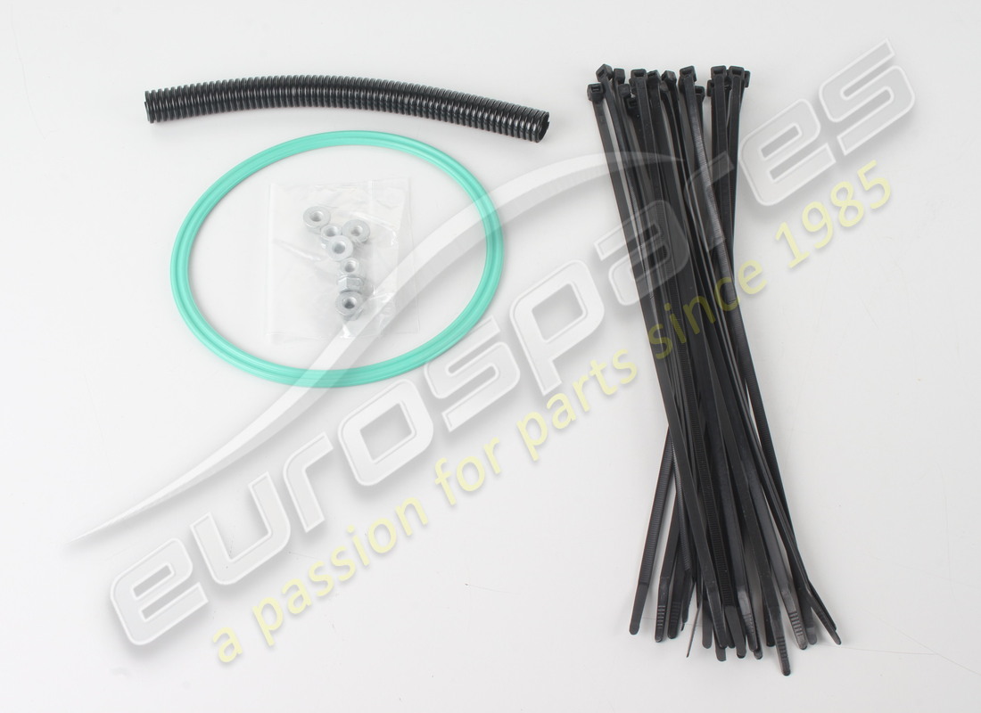 NEW ASTON MARTIN KIT, HARNESS, F/TANK. PART NUMBER DD433710175 (5) new aston martin kit, harness, f/tank. part number dd433710175 (5)