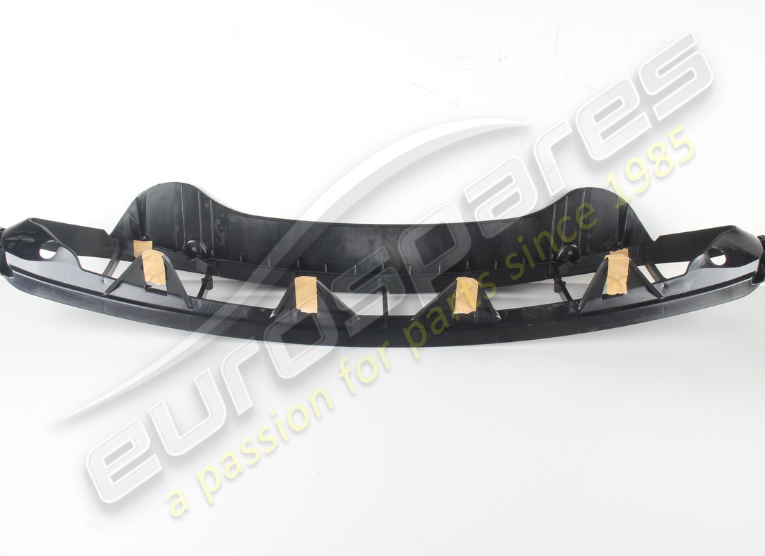 NEW ASTON MARTIN SURROUND MOULDING ASSEMBLY, RADIATOR GRILLE. PART NUMBER DG438190AC (4) new aston martin surround moulding assembly, radiator grille. part number dg438190ac (4)