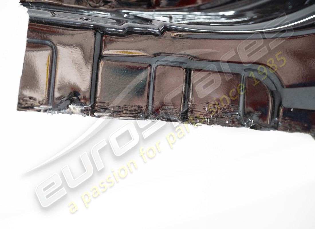 USED FERRARI LH LATERAL PANEL. PART NUMBER 85350811 (4) used ferrari lh lateral panel. part number 85350811 (4)