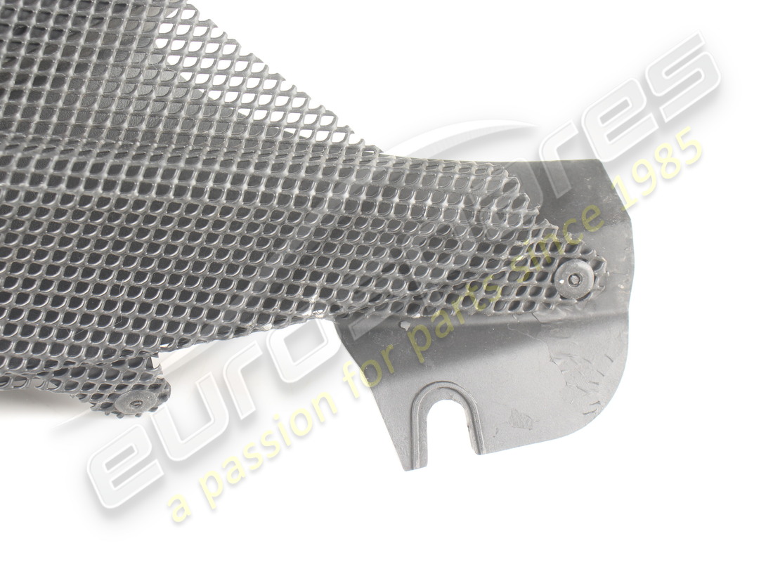 USED FERRARI COMPLETE LH FENDER GRILLE. PART NUMBER 85739300 (2) used ferrari complete lh fender grille. part number 85739300 (2)