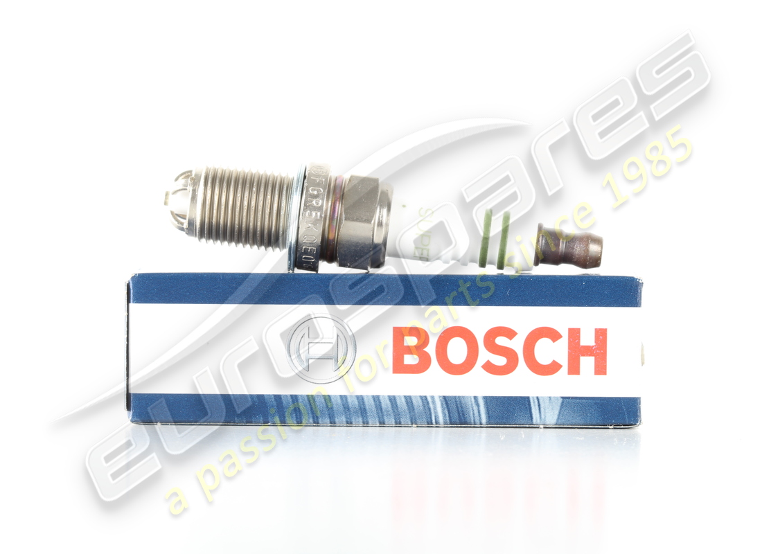 NEW BOSCH SPARK PLUG - FGR 5KQE0 - D - MJ 2002>> . PART NUMBER 99917022390 (1)