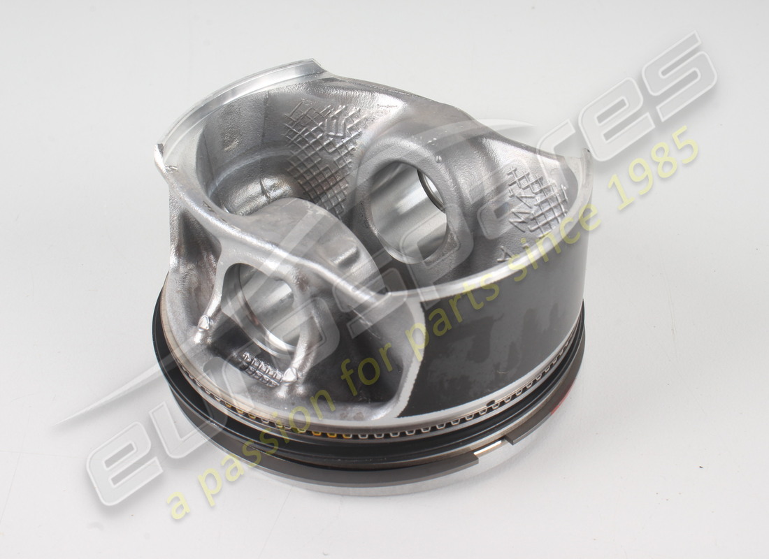 NEW PORSCHE PISTON. PART NUMBER 9A710706530 (5) new porsche piston. part number 9a710706530 (5)