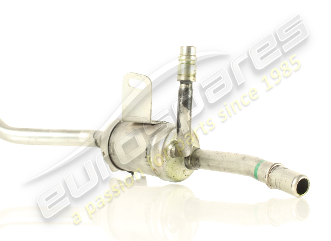 USED FERRARI PIPE WITH JACKET. PART NUMBER 266282 (3) used ferrari pipe with jacket. part number 266282 (3)