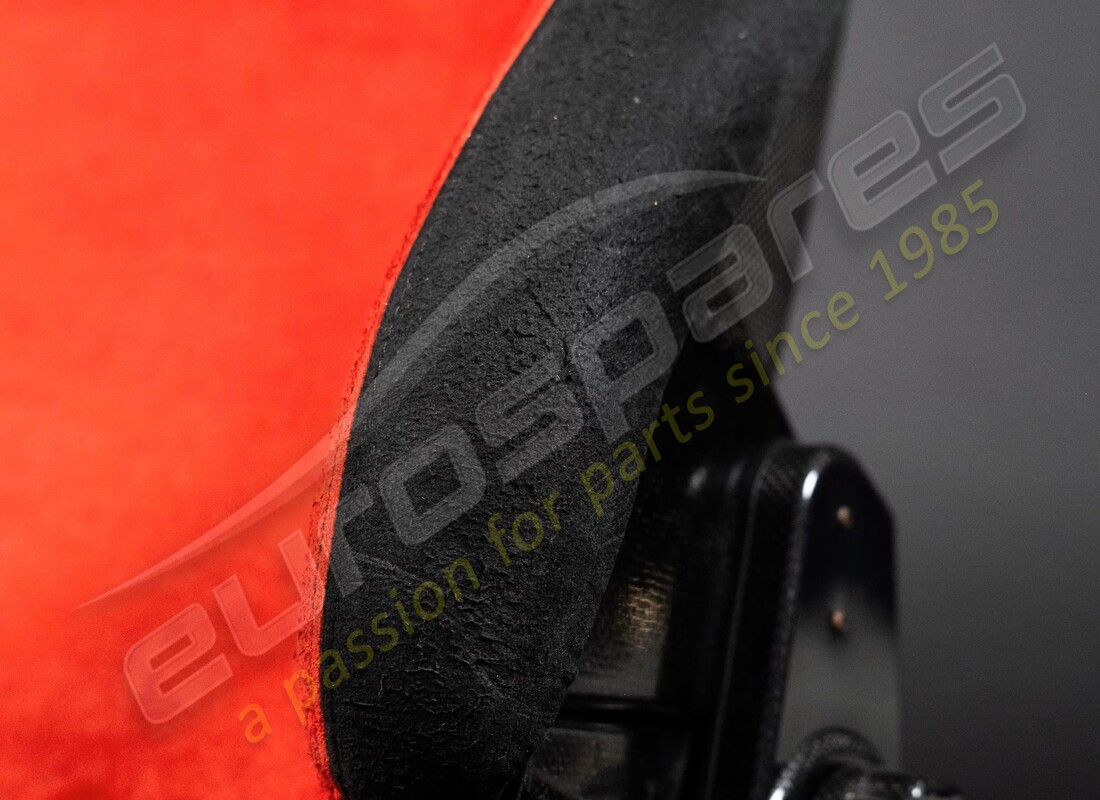 used ferrari pair of 360 cs seats size large. part number eap1553129 (8)