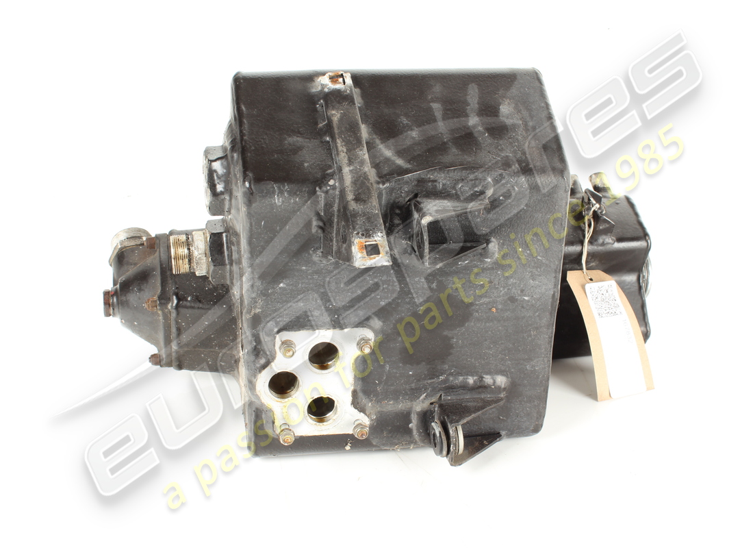 USED FERRARI OIL TANK. PART NUMBER 167832 (3) used ferrari oil tank. part number 167832 (3)