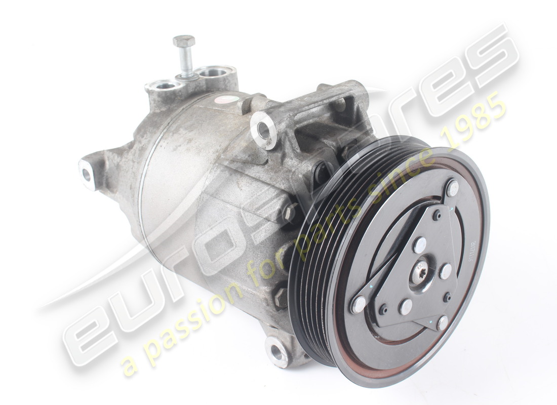 USED Ferrari AIR CONDITIONING COMPRESSOR . PART NUMBER 311534 (1)