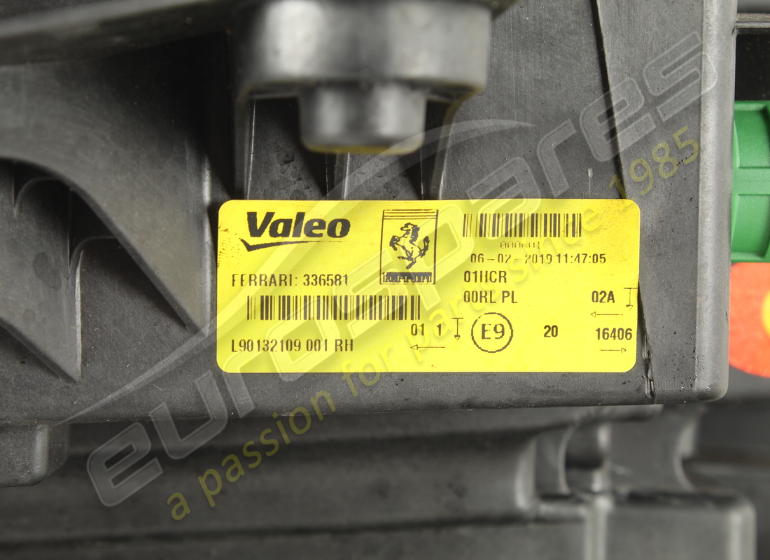 USED FERRARI RH HEADLAMP AFS. PART NUMBER 336581 (4) used ferrari rh headlamp afs. part number 336581 (4)