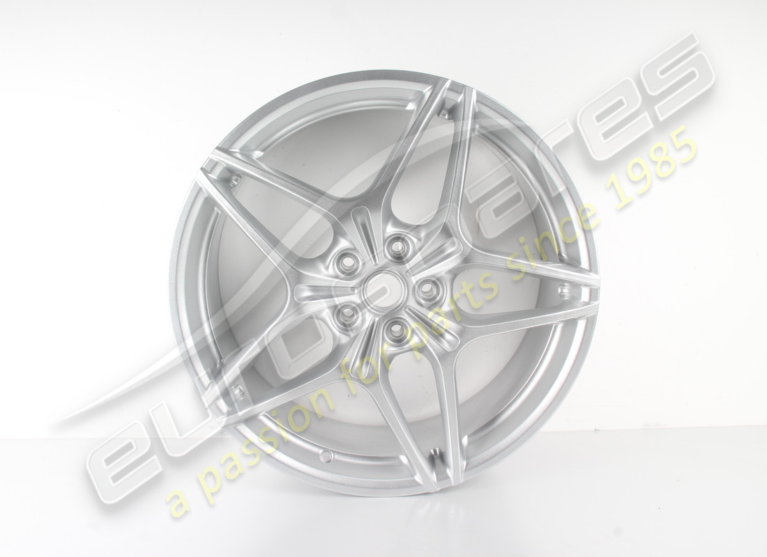 RECONDITIONED Ferrari FRONT WHEEL . PART NUMBER 301961 (1)