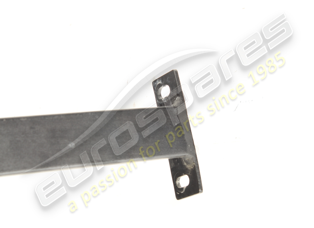 used ferrari complete rear screen mounting. part number 88684100 (2)