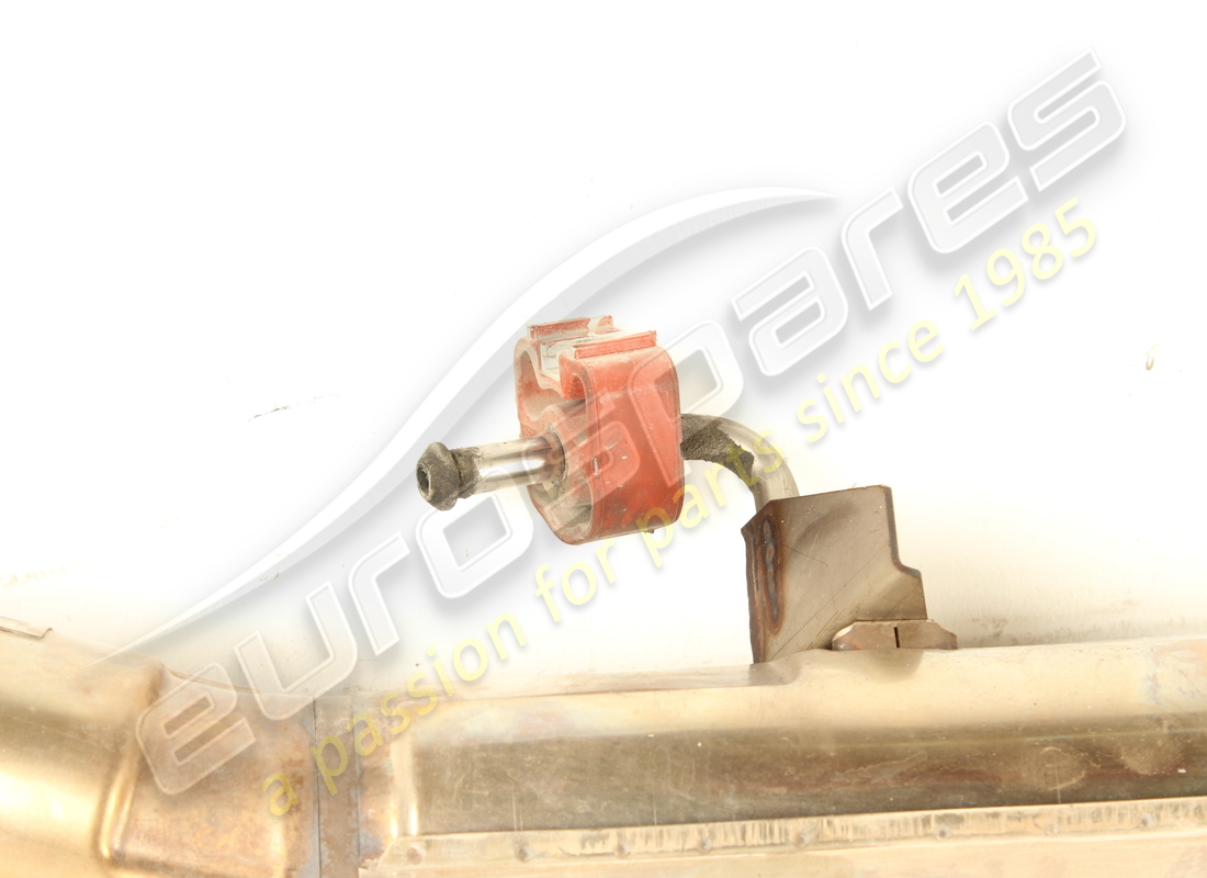 USED FERRARI RH REAR EXTENSION. PART NUMBER 266421 (2) used ferrari rh rear extension. part number 266421 (2)