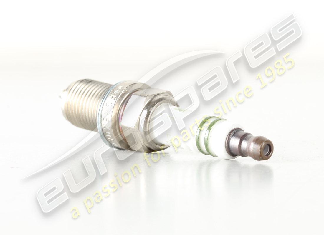 NEW BOSCH SPARK PLUG - FGR 5KQE0 - D - MJ 2002>>. PART NUMBER 99917022390 (3) new bosch spark plug - fgr 5kqe0 - d - mj 2002>>. part number 99917022390 (3)