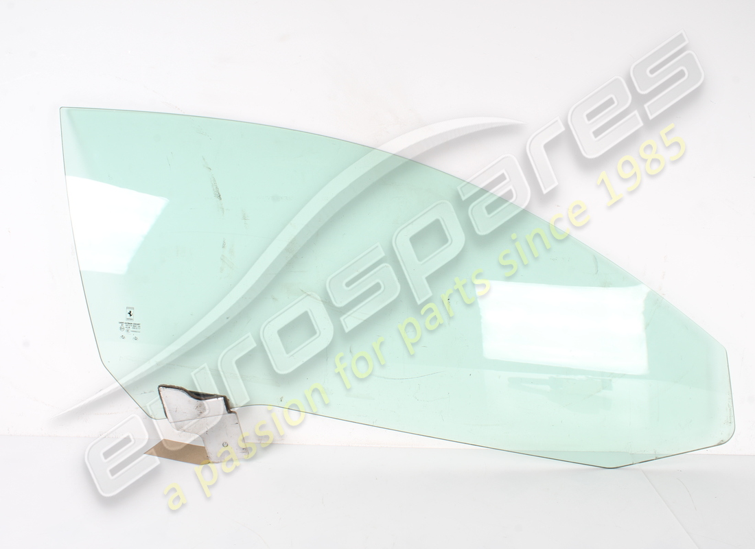 USED FERRARI RH DOOR WINDOW. PART NUMBER 83614600 (1) used ferrari rh door window. part number 83614600 (1)