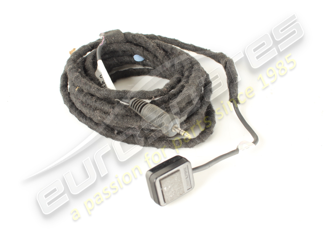 USED FERRARI IR/TV CABLE -VERSION WITH TV. PART NUMBER 269874 (1) used ferrari ir/tv cable -version with tv. part number 269874 (1)