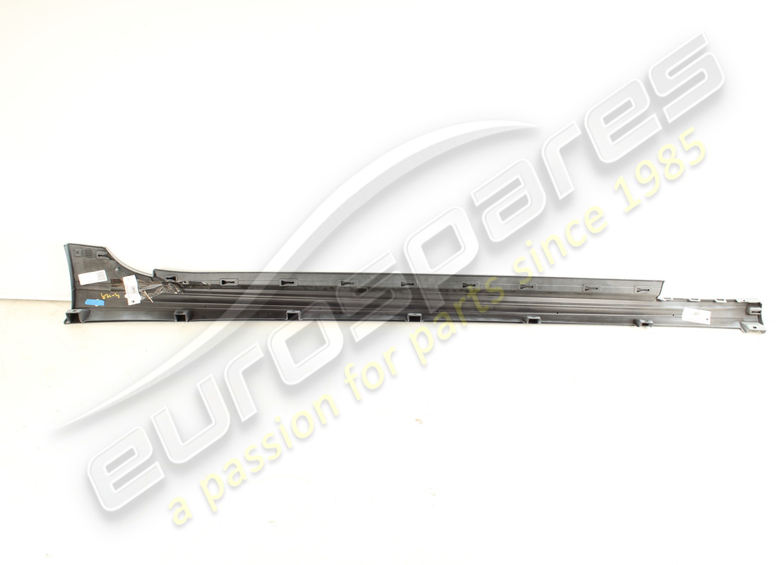 NEW MASERATI LH SIDE SKIRT (PRIMER). PART NUMBER 673000023 (2) new maserati lh side skirt (primer). part number 673000023 (2)