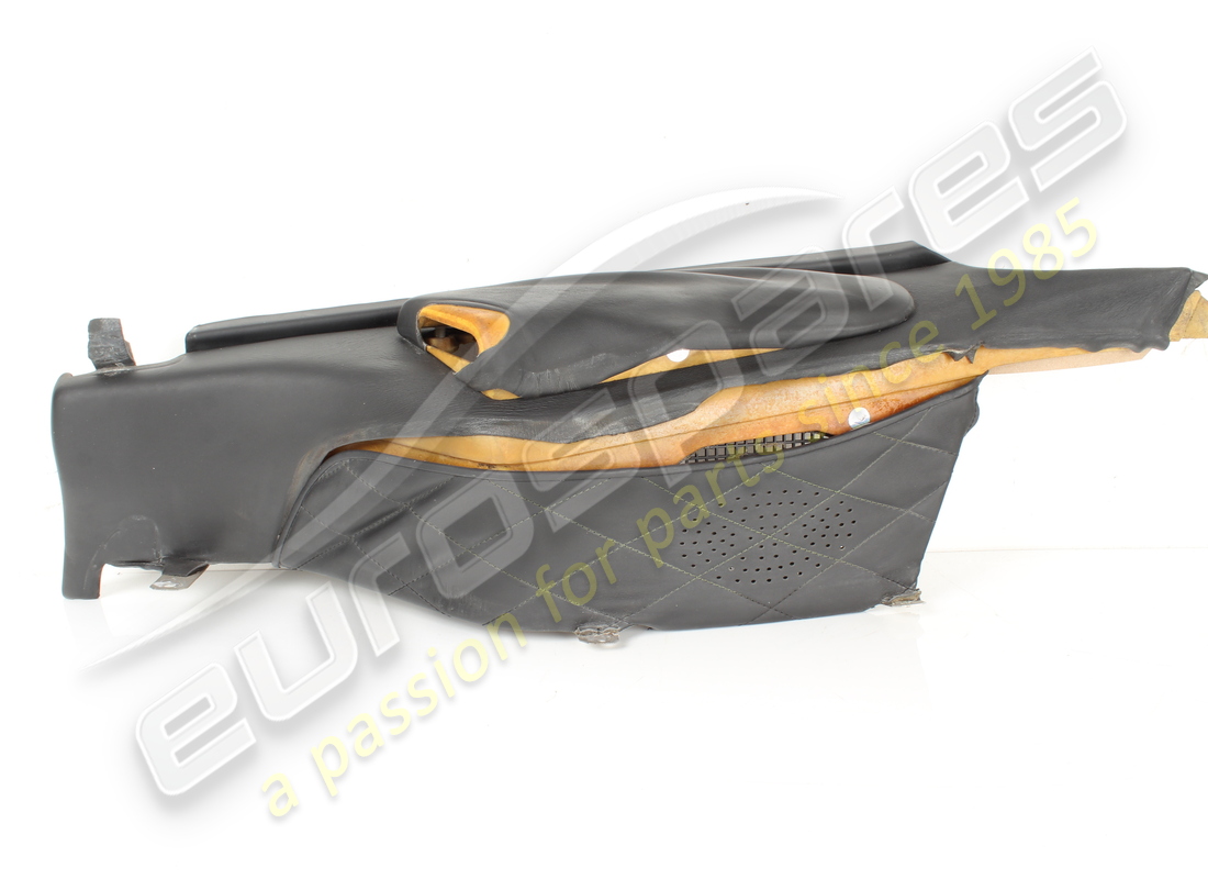 DAMAGED Ferrari RH BELT COVER IN BLACK VM8500 . PART NUMBER 64595500 (1)