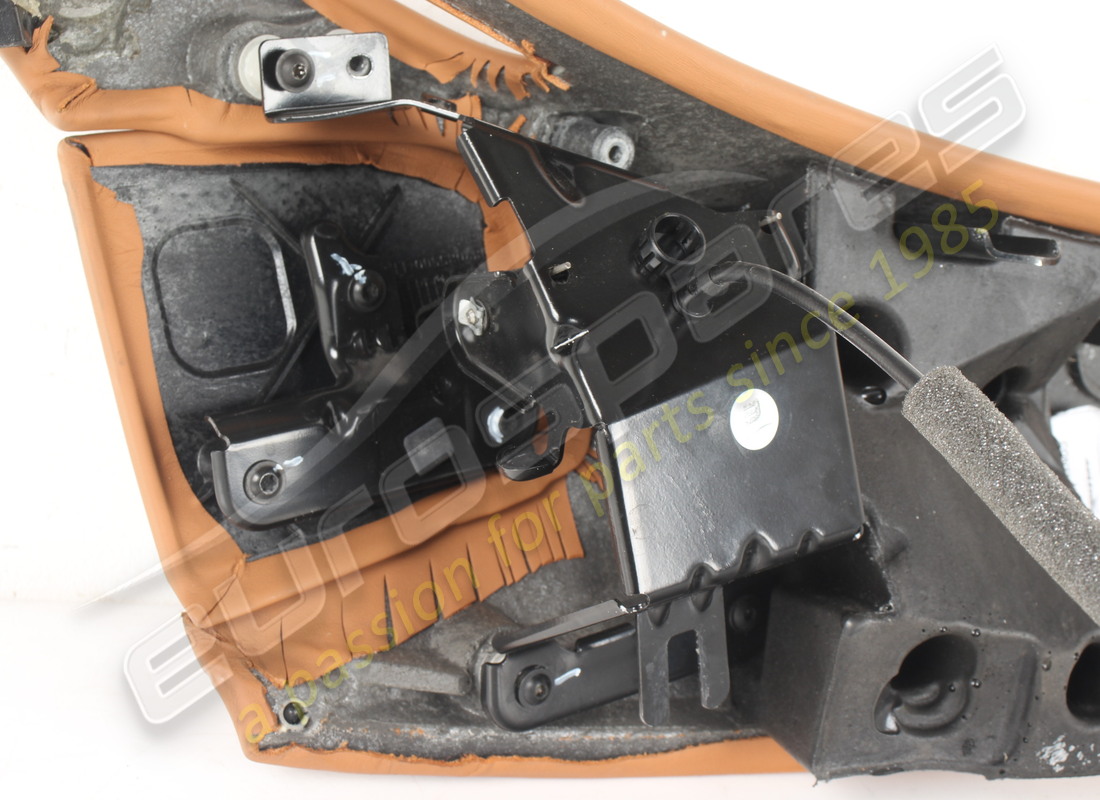 USED FERRARI UPPER LH REAR TRIM. PART NUMBER 86318329 (7) used ferrari upper lh rear trim. part number 86318329 (7)