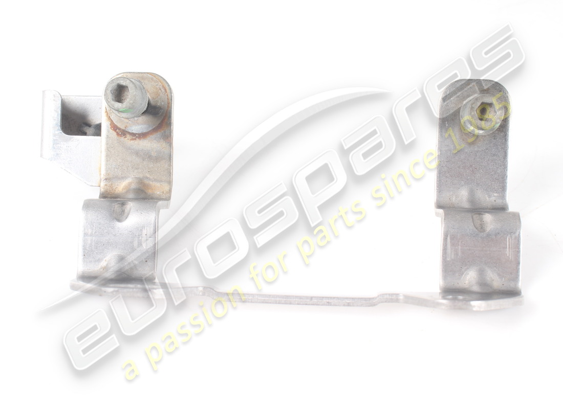 USED FERRARI PUMP MOUNTING BRACKET. PART NUMBER 320069 (1) used ferrari pump mounting bracket. part number 320069 (1)