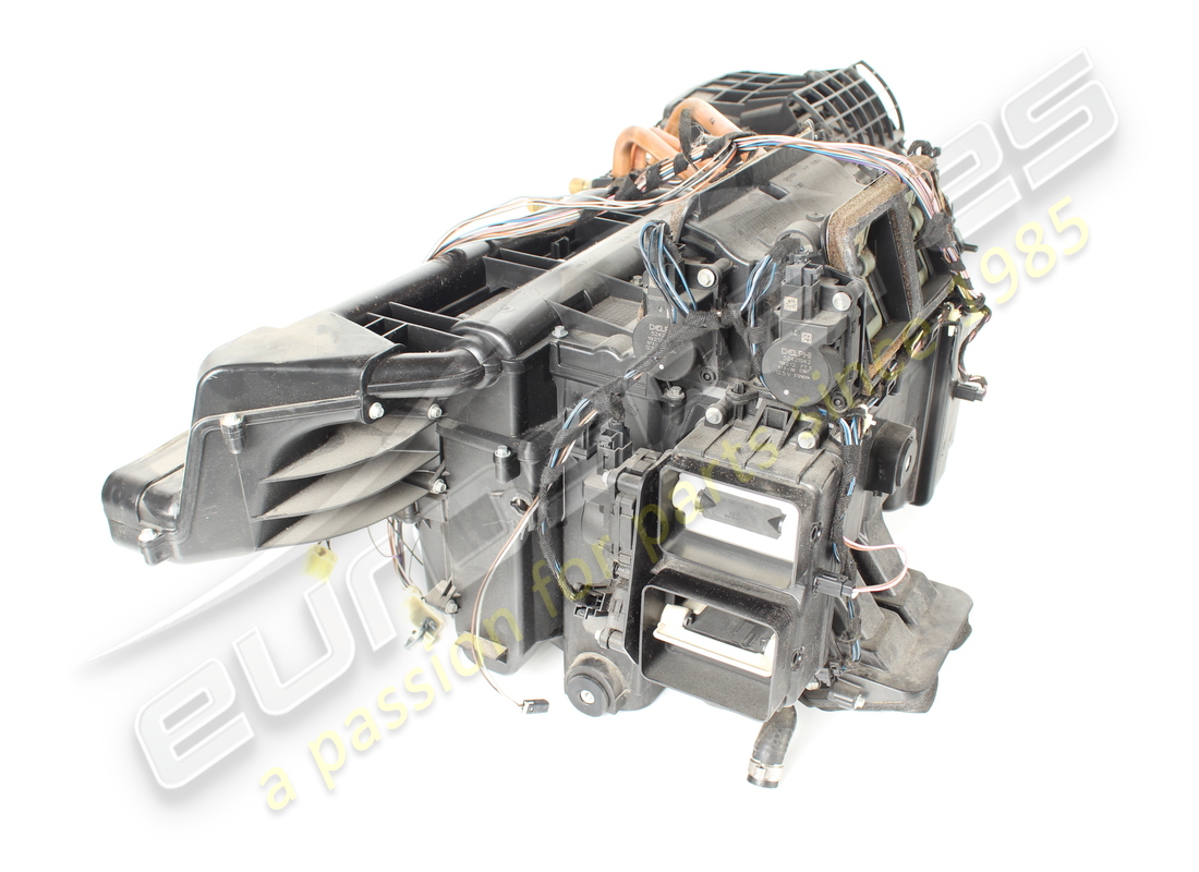 USED FERRARI COMPLETE AIR CONDITIONING UNIT. PART NUMBER 83391200 (4) used ferrari complete air conditioning unit. part number 83391200 (4)