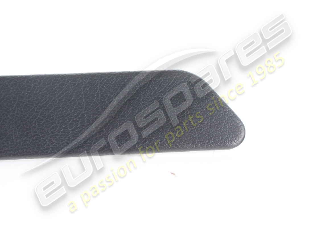 USED FERRARI RH MOULDING GTS. PART NUMBER 60355906 (3) used ferrari rh moulding gts. part number 60355906 (3)