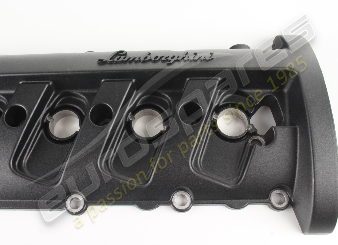 NEW (OTHER) LAMBORGHINI CYLINDER HEAD COVER. PART NUMBER 07L103475F (5) new (other) lamborghini cylinder head cover. part number 07l103475f (5)