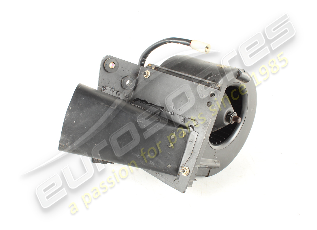 USED FERRARI ELECTRIC FAN. PART NUMBER 61990000 (4) used ferrari electric fan. part number 61990000 (4)