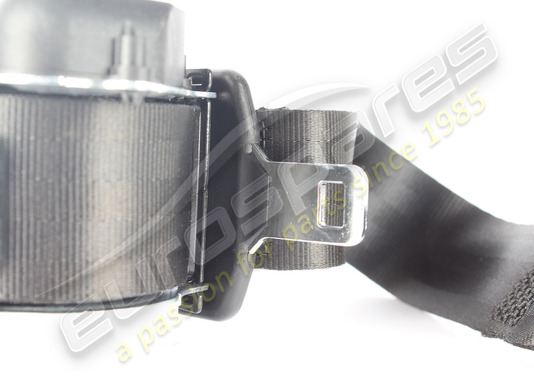 USED MASERATI SIDE SEATBELT RETRACTOR. PART NUMBER 670270387 (2) used maserati side seatbelt retractor. part number 670270387 (2)