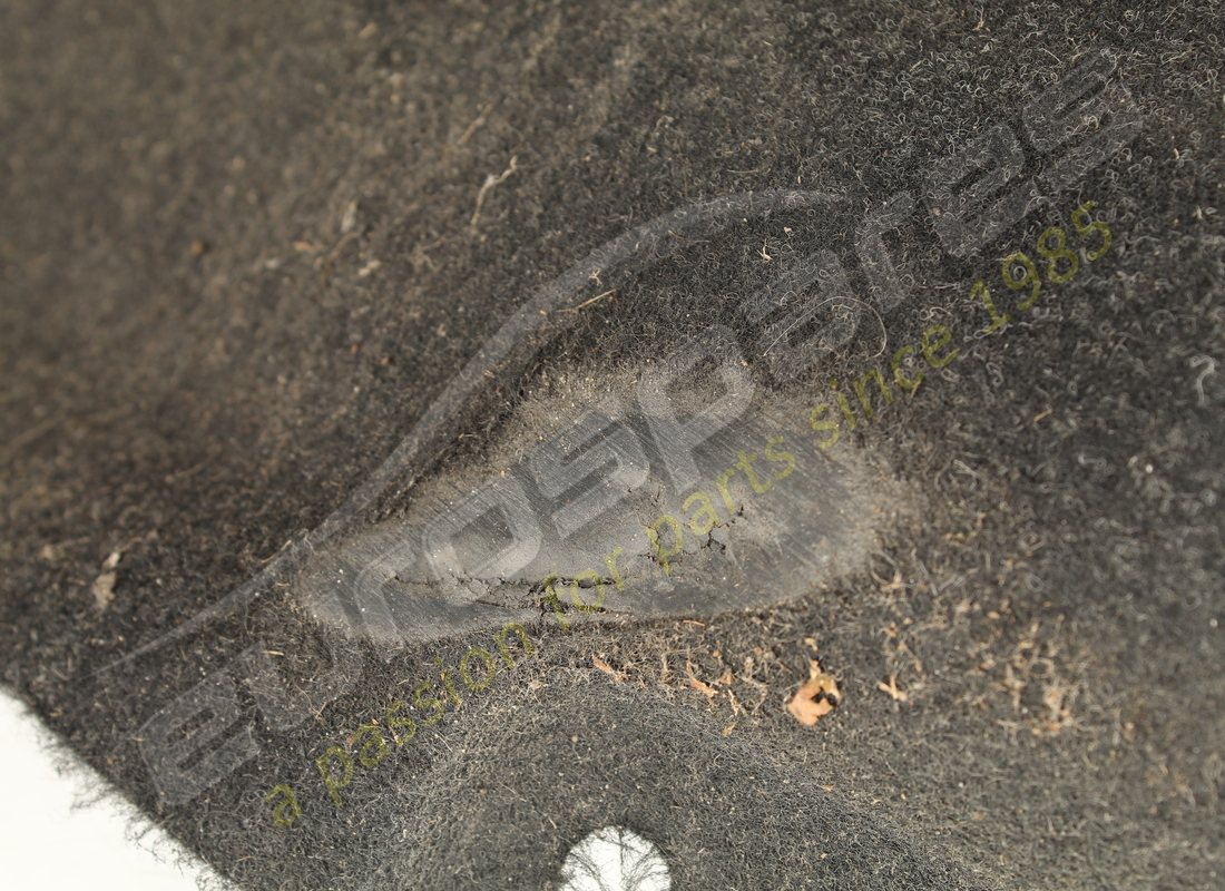 used maserati lh wheelhouse. part number 81050400 (4)