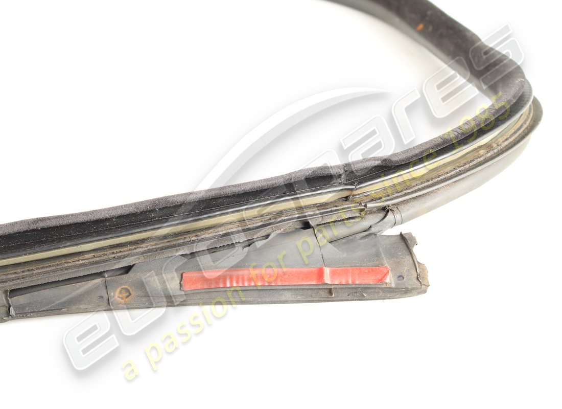 used maserati rh door rubber gasket. part number 384500158 (2)