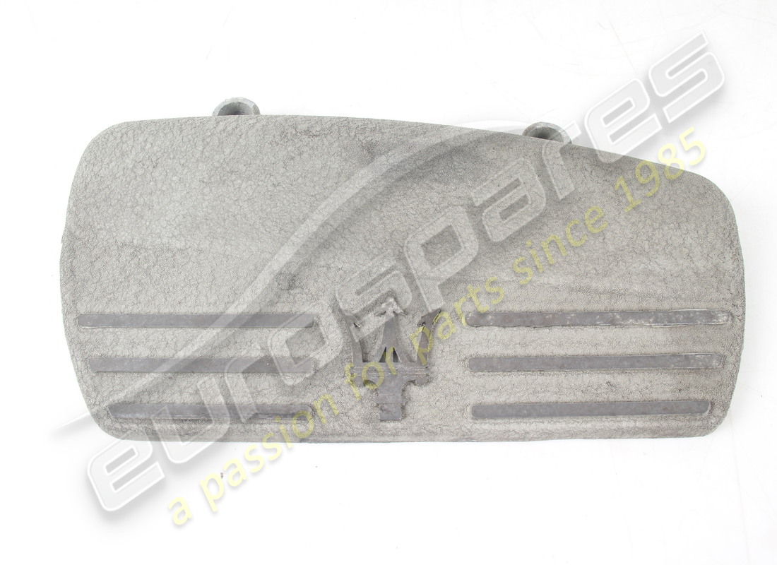 USED Maserati THROTTLE BODY COVER . PART NUMBER 585063500 (1)