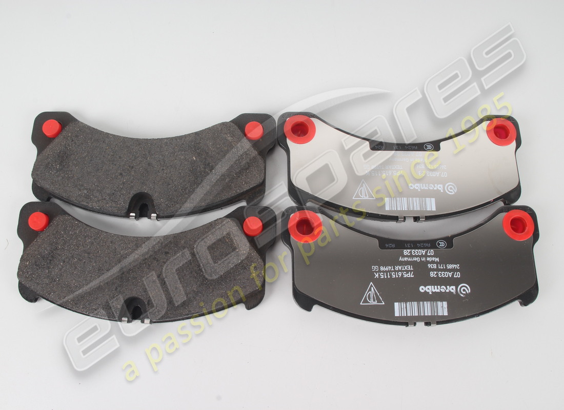 NEW PORSCHE 1 SET OF BRAKE PADS FOR BRAKE DISC. PART NUMBER 958698151A (1) new porsche 1 set of brake pads for brake disc. part number 958698151a (1)