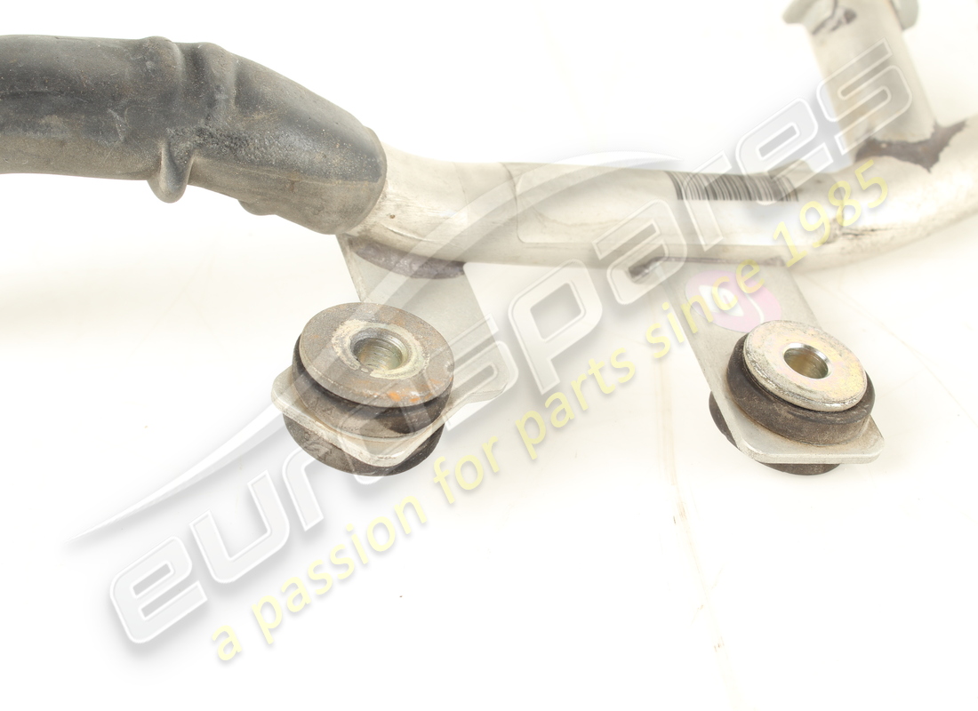 USED FERRARI PIPE FROM TGK TO ENGINE. PART NUMBER 292151 (4) used ferrari pipe from tgk to engine. part number 292151 (4)