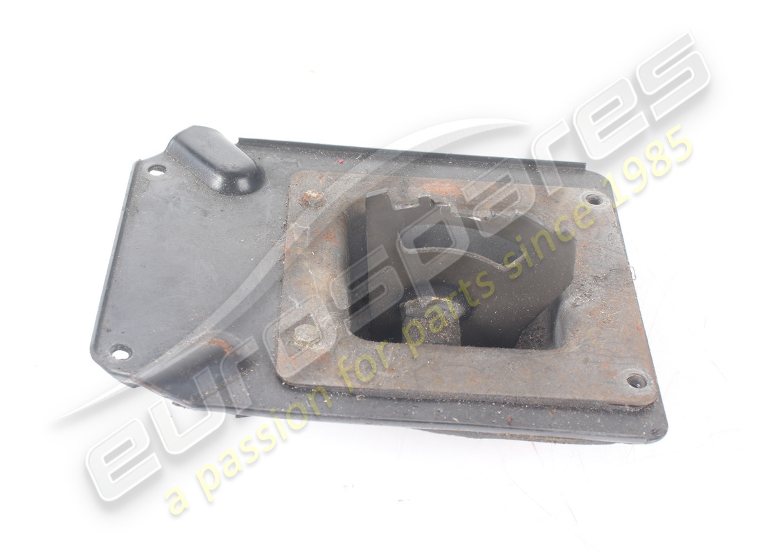 used maserati complete plate on tunnel. part number 365209151 (5)